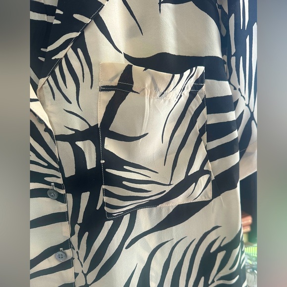 AYR Pool Boy Short Sleeve Silk-Blend Shirt NWOT - Picture 2 of 6